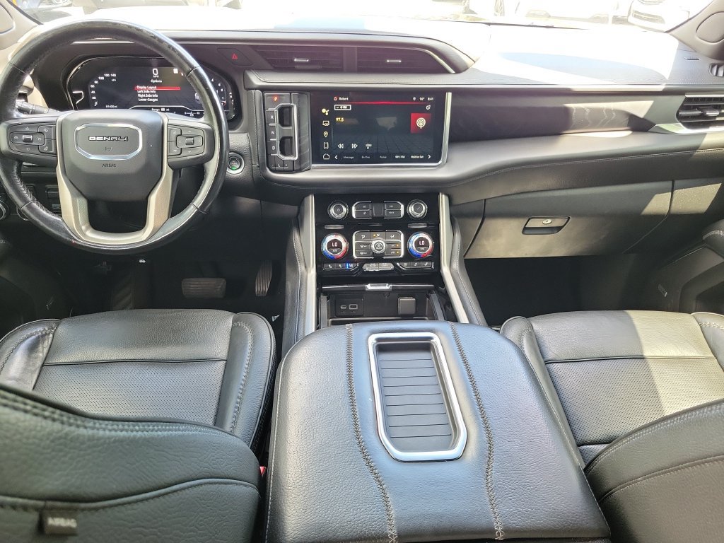 Used 2022 GMC Yukon Denali w/ Denali Premium Package AWD/4WD image 18