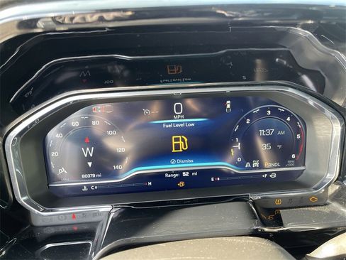 Used 2024 Chevrolet Silverado 3500 LT w/ Convenience Package image 6