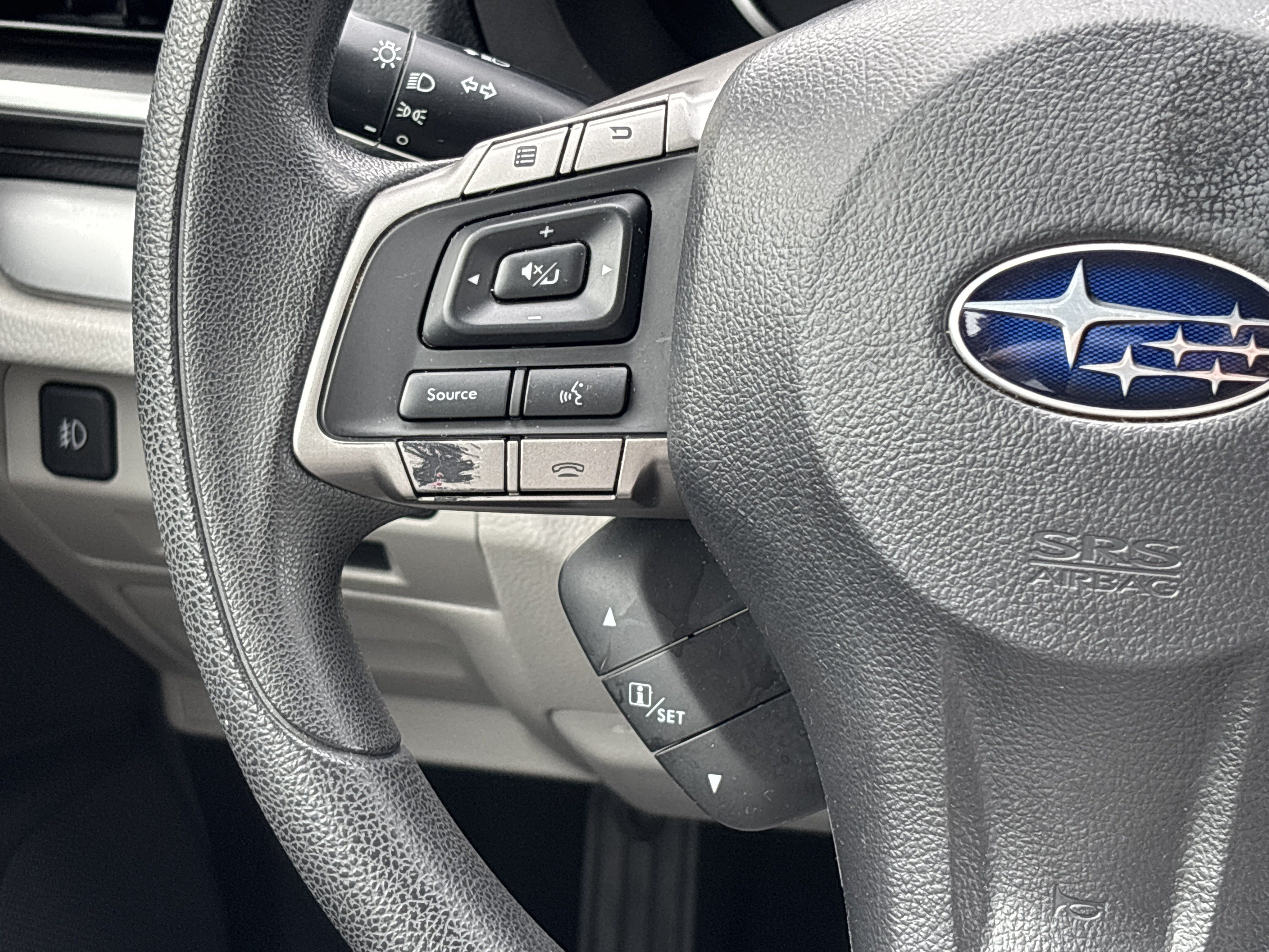 Used 2016 Subaru Forester 2.5i Premium AWD/4WD image 4