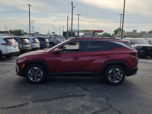 Used 2025 Hyundai Tucson SEL FWD image 4