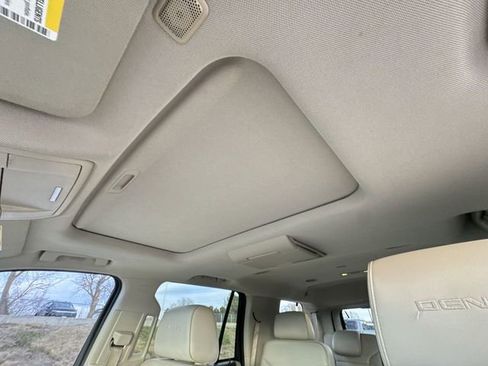 Used 2016 GMC Yukon Denali w/ Open Road Package image 18
