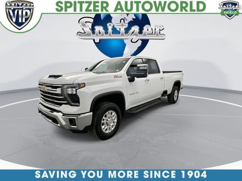 Used 2024 Chevrolet Silverado 2500 LTZ w/ LTZ Premium Package AWD/4WD image 4