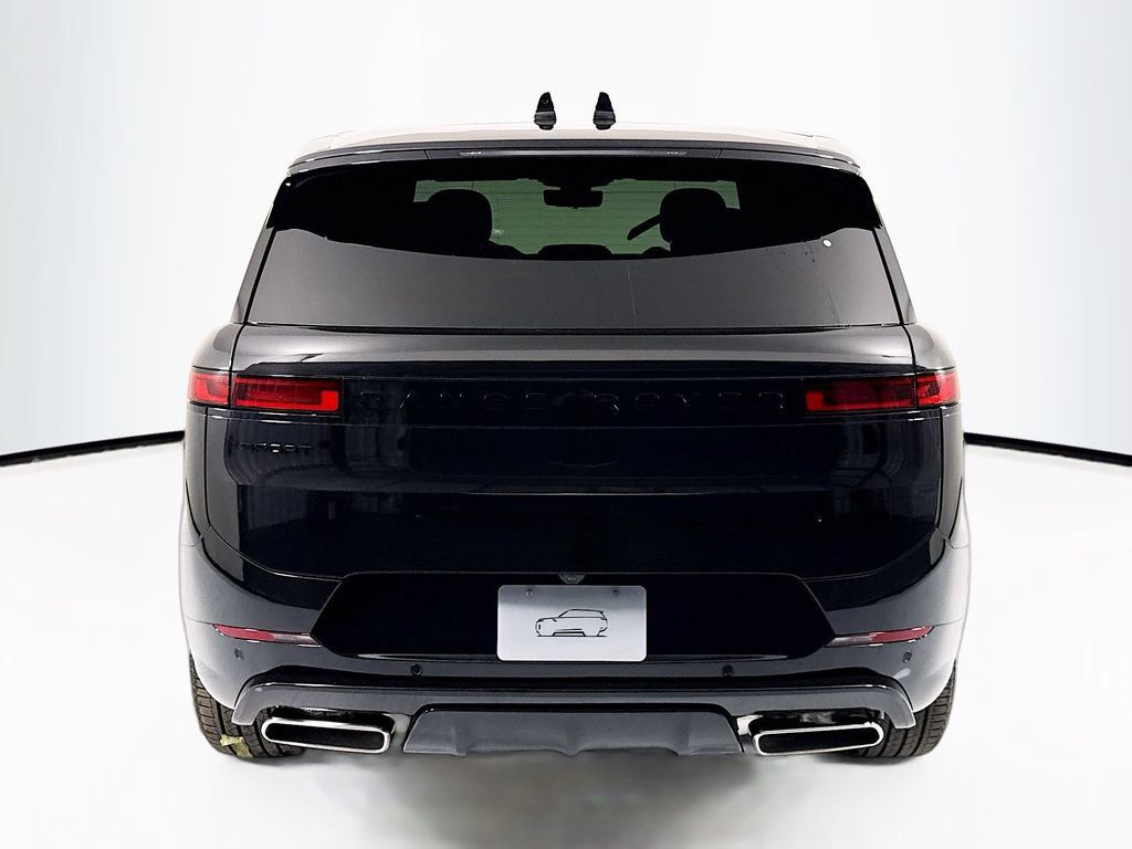New 2026 Land Rover Range Rover Sport Dynamic SE AWD/4WD image 6