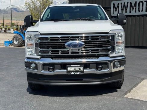 Used 2024 Ford F250 XLT w/ FX4 Off-Road Package AWD/4WD image 2
