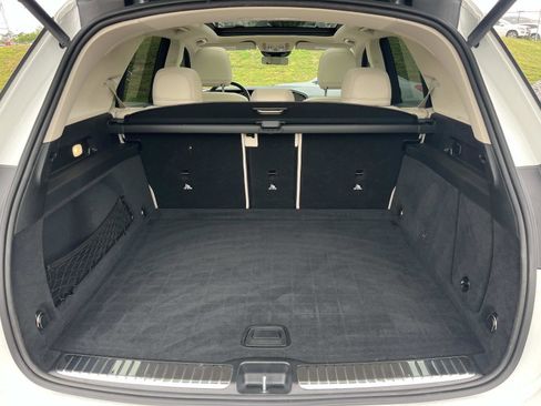 Used 2025 Mercedes-Benz GLE 350 4MATIC image 10