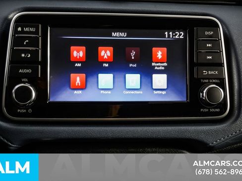 Used 2025 Nissan Versa SV FWD image 32