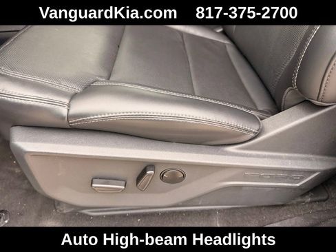 Used 2025 Ford Expedition Platinum AWD/4WD image 15