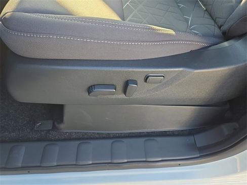 New 2025 Nissan Frontier SV image 26