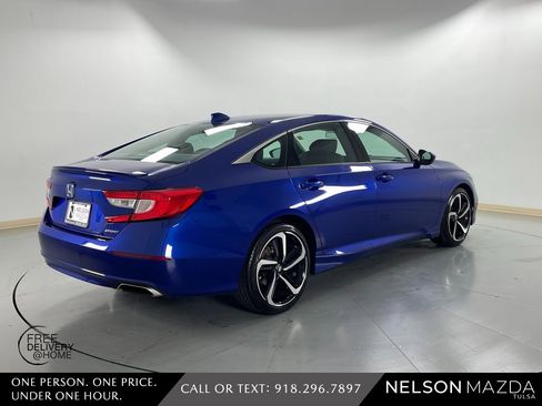 Used 2018 Honda Accord Sport image 6