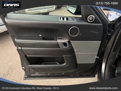 Used 2018 Land Rover Range Rover Sport HSE image 14