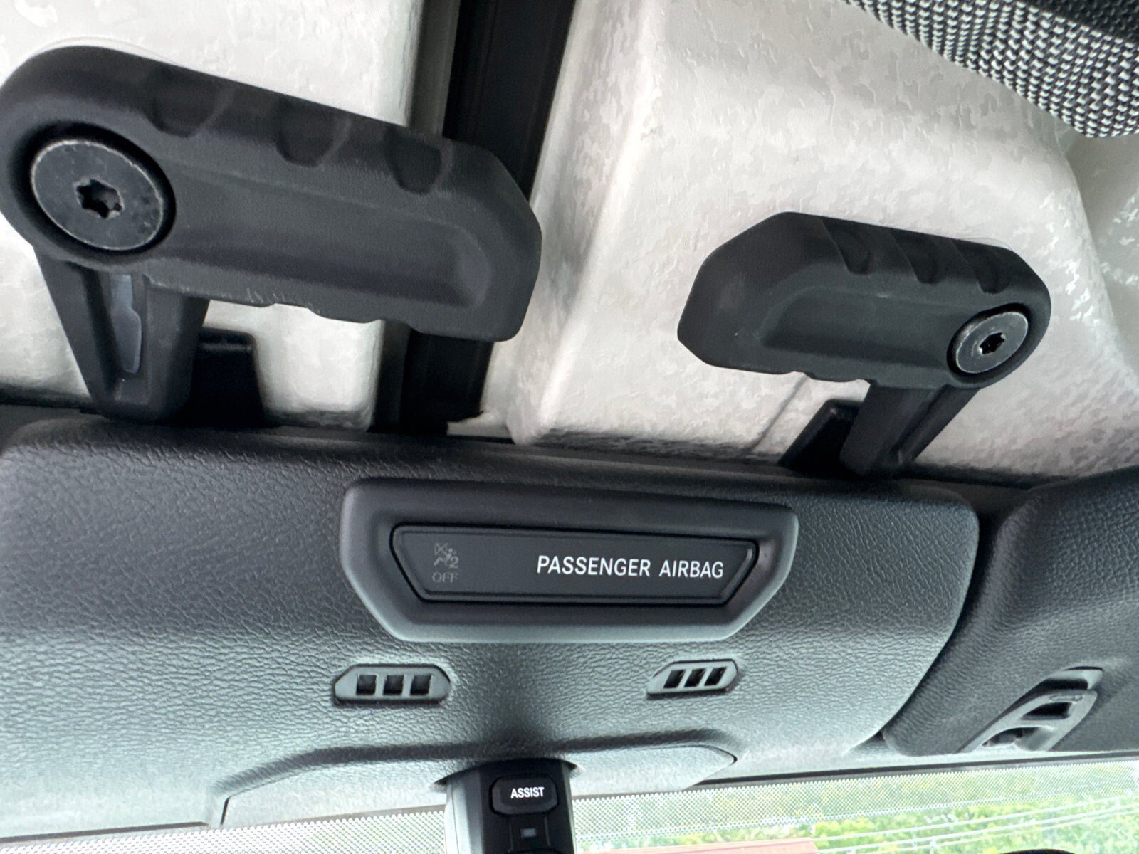 Used 2018 Jeep Wrangler Unlimited Rubicon AWD/4WD image 26