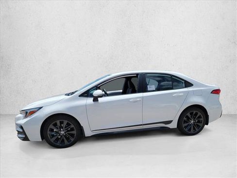 Used 2026 Toyota Corolla SE FWD image 8