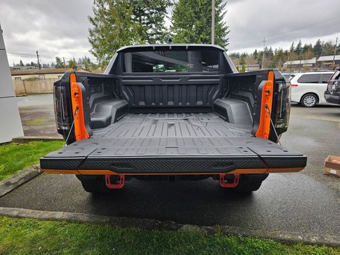 Used 2024 GMC Hummer EV 3X w/ Extreme Off-Road Package image 14