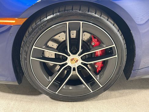 Certified 2025 Porsche 911 Carrera 4 GTS AWD/4WD image 39