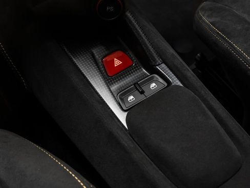 Certified 2019 Ferrari 488 Pista image 68