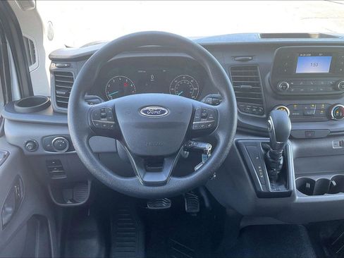 Used 2025 Ford Transit 150 Low Roof RWD image 5
