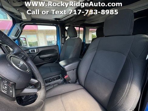 Used 2023 Jeep Wrangler Unlimited w/ Cold Weather Group AWD/4WD image 22