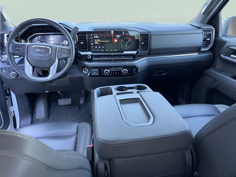 Used 2025 GMC Sierra 1500 SLT AWD/4WD image 20