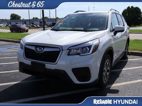 Used 2019 Subaru Forester Premium AWD/4WD image 12