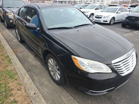 Used 2012 Chrysler 200 Touring image 6