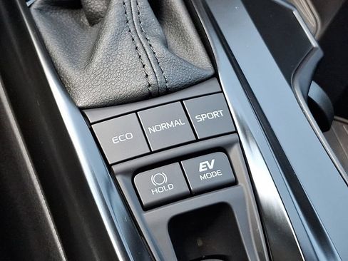 Used 2026 Toyota Camry SE w/ Convenience Package FWD image 28