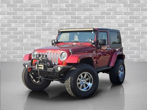 Used 2013 Jeep Wrangler Sahara w/ Connectivity Group AWD/4WD image 7