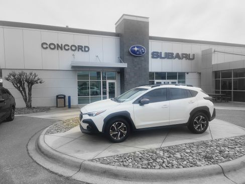 Certified 2024 Subaru Crosstrek 2.0i Premium image 1