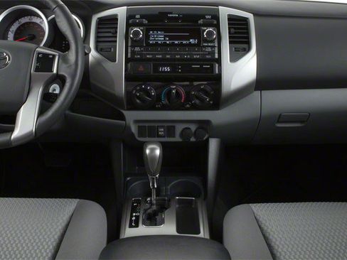 Used 2013 Toyota Tacoma 4x4 Double Cab w/ TRD Sport Pkg image 10