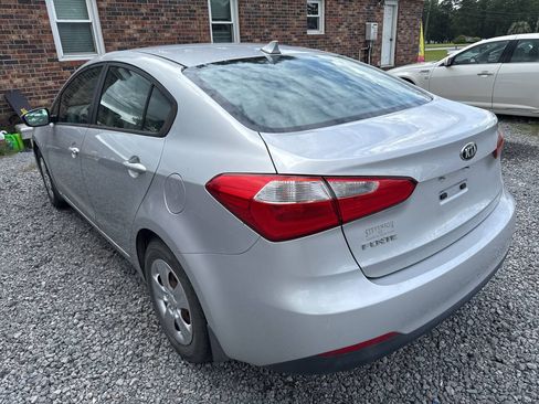 Used 2015 Kia Forte LX w/ Popular Package FWD image 5