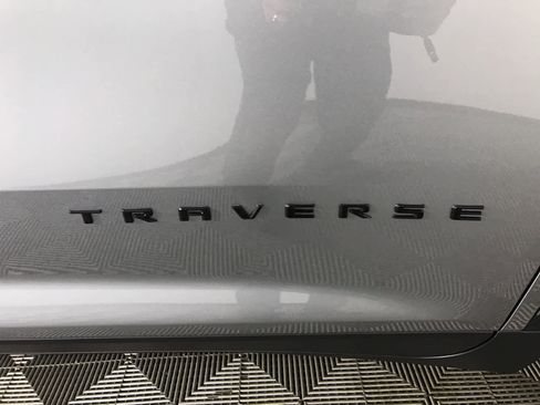 New 2026 Chevrolet Traverse LT w/ Midnight/Sport Edition image 31