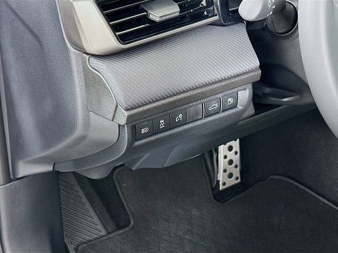 Certified 2026 Toyota Camry SE w/ Convenience Package FWD image 10