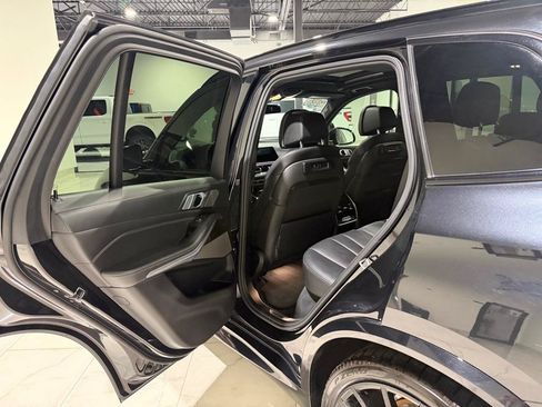 Used 2020 BMW X5 M50i w/ Premium Package AWD/4WD image 13