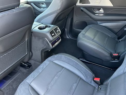 New 2025 Mercedes-Benz GLS 63 AMG 4MATIC image 21