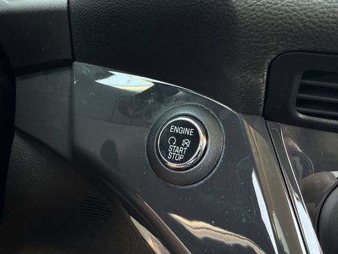 Used 2015 Ford Escape Titanium FWD image 22