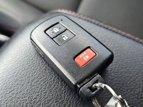 Used 2021 Toyota 4Runner Venture w/ Moonroof Package image 37