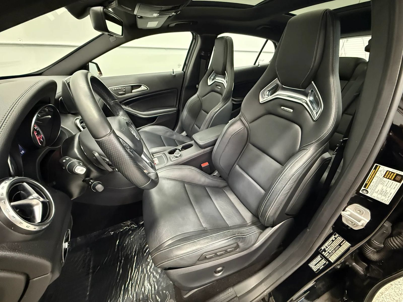 Used 2015 Mercedes-Benz GLA 45 AMG 4MATIC image 15