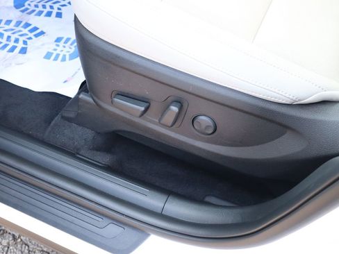 New 2025 Kia Telluride EX image 25