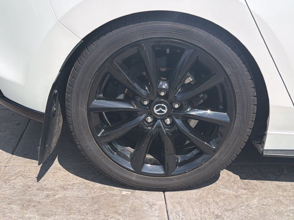Used 2022 MAZDA MAZDA3 s AWD/4WD image 14