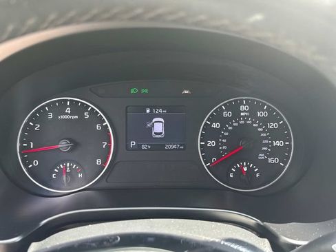 Used 2021 Kia Seltos S AWD/4WD image 36