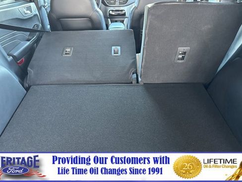 New 2025 Ford Escape SE w/ PHEV Premium Package image 12