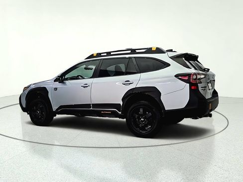 Used 2022 Subaru Outback Wilderness AWD/4WD image 5