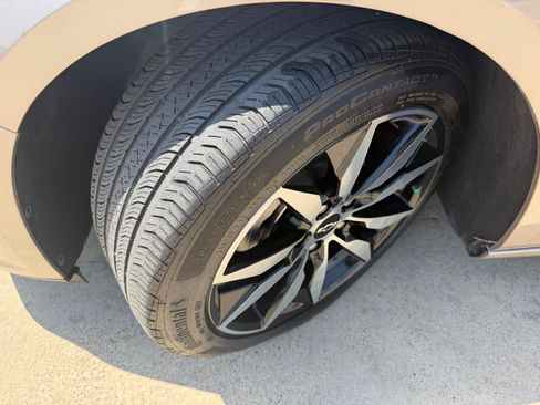 Used 2023 Chevrolet Malibu RS w/ LPO, Floor Liner Package FWD image 9