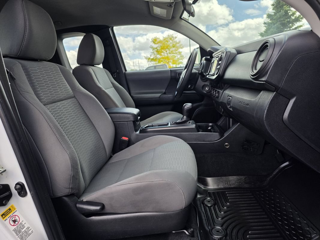 Used 2017 Toyota Tacoma SR RWD image 21