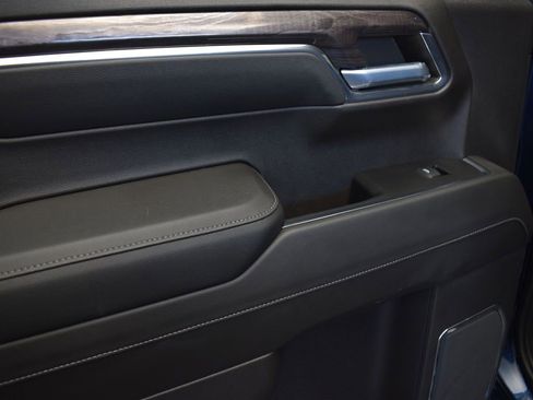 Used 2022 Chevrolet Silverado 1500 LTZ w/ LTZ Premium Package image 15