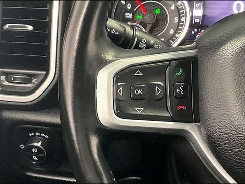 Used 2022 RAM 1500 Big Horn AWD/4WD image 12