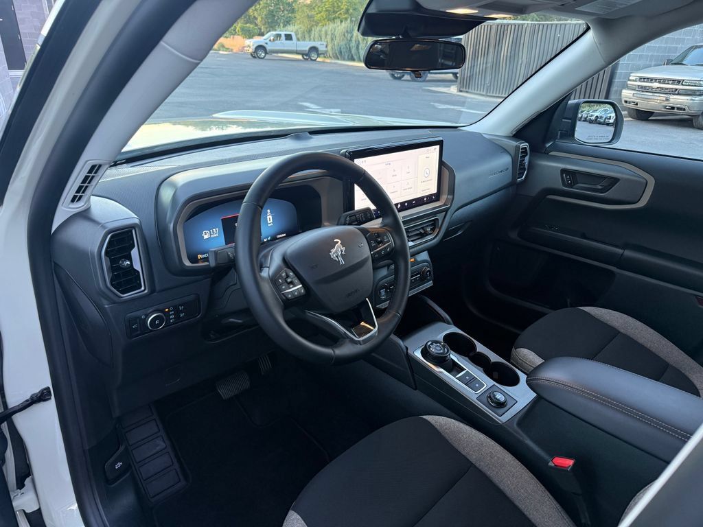 Used 2025 Ford Bronco Sport Big Bend w/ Convenience Package AWD/4WD image 18