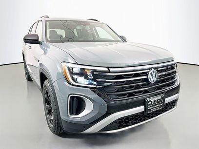 New 2026 Volkswagen Atlas Peak Edition