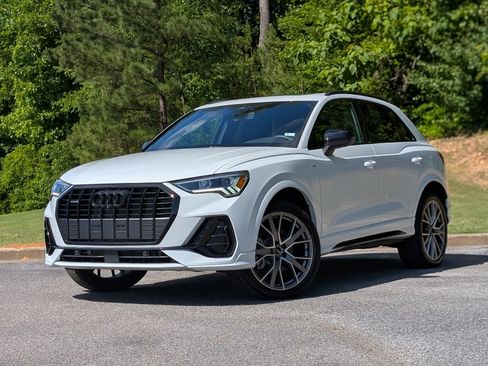 Used 2025 Audi Q3 2.0T Premium Plus w/ Premium Plus Package AWD/4WD image 4