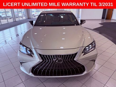 Certified 2025 Lexus ES 300h Ultra Luxury w/ Accessory Package (Z1) image 2