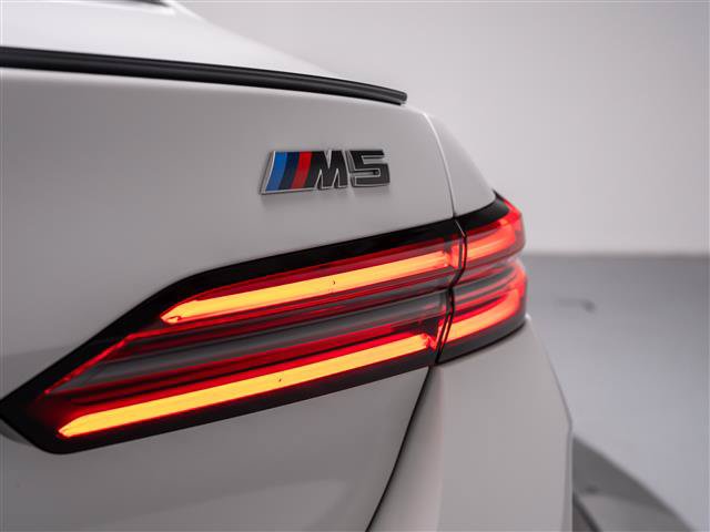 Used 2027 BMW M5 AWD/4WD image 36